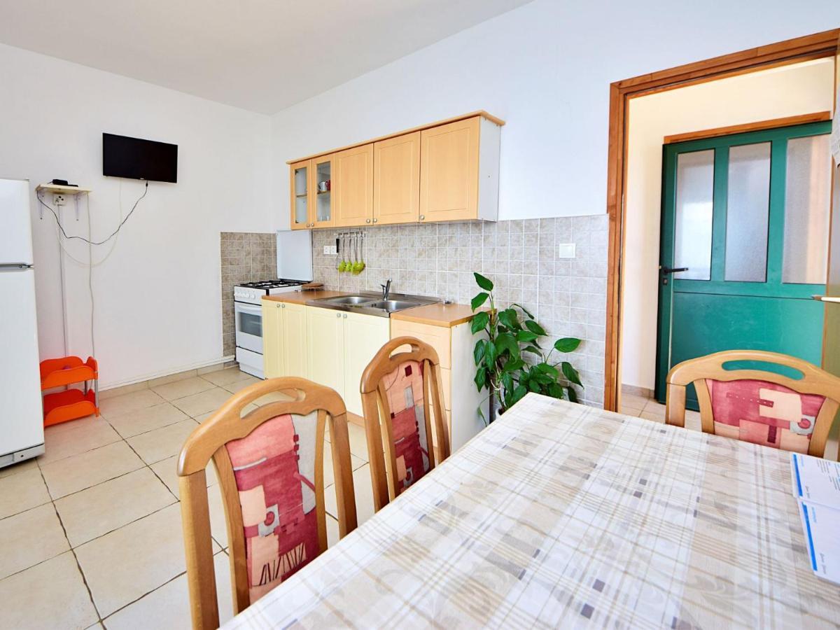 Holiday Home Tina - Hvr501 By Interhome Gdinj Екстер'єр фото