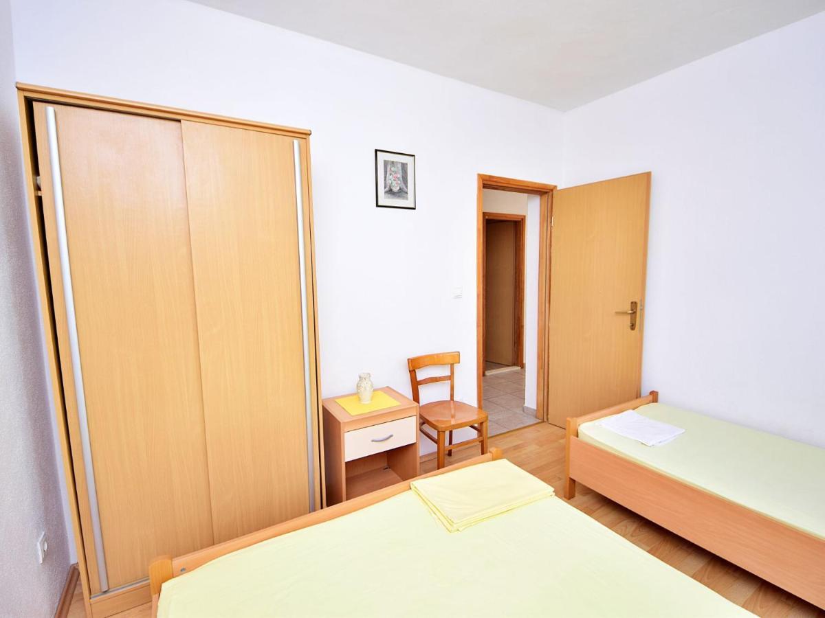 Holiday Home Tina - Hvr501 By Interhome Gdinj Екстер'єр фото
